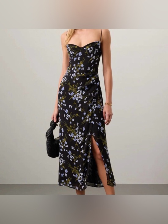 Reformation Dresses & Skirts - Reformation Kourtney Dress
